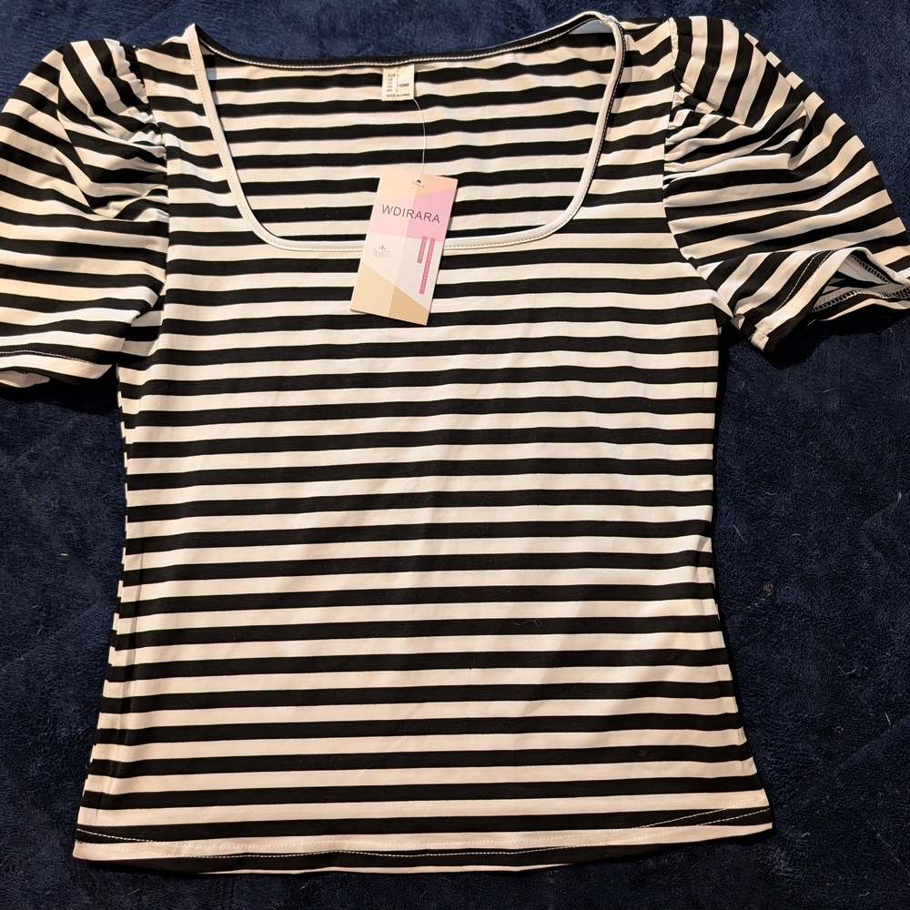 Black and White Striped Puff Sleeve Blouse